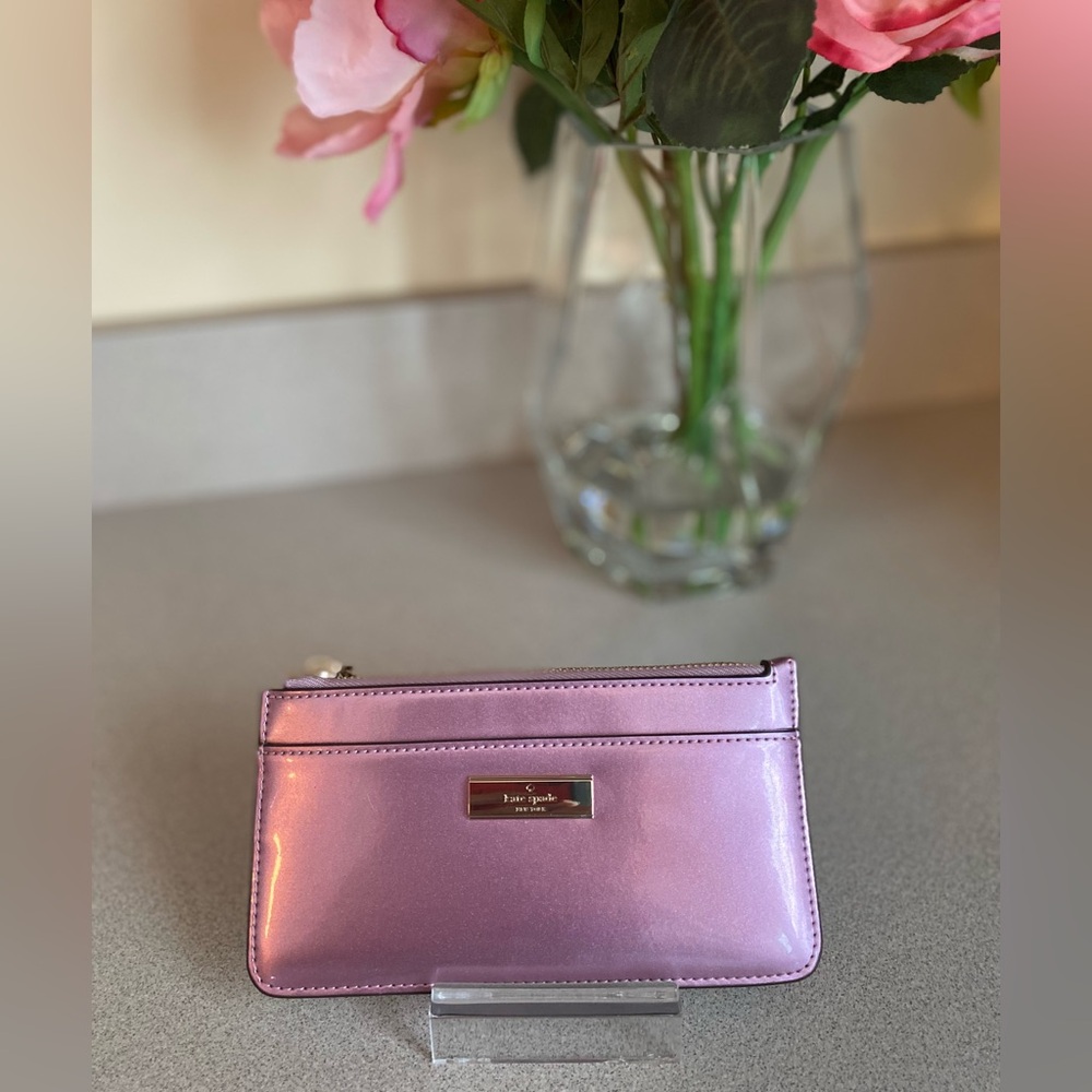 Kate Spade Kenzie Boxed Large Silm Card Holder